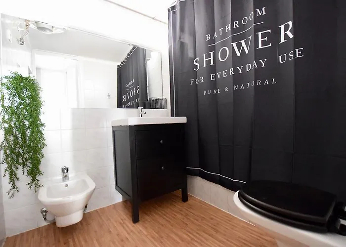 Standard By Hi5 - Regiposta 13 בודפשט